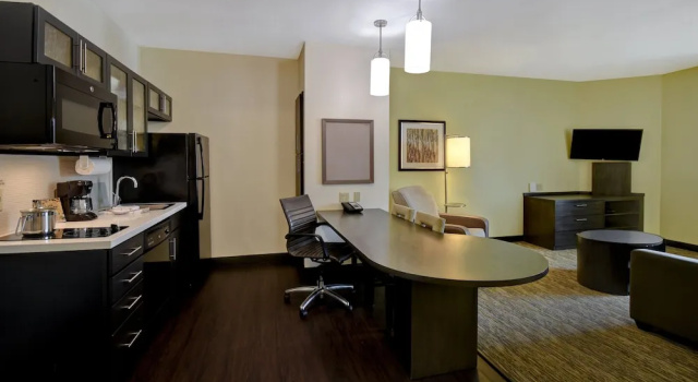 Люкс c 1 комнатой Candlewood Suites St Clairsville Wheeling Area by IHG