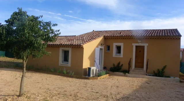 Villa With 3 Bedrooms in Saint-saturnin-lès-apt, With Wonderful Mounta