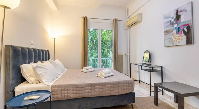 Acropolis Stylish 2BR Apartment - Center of Athens, Забронировать Апартаменты/квартира Апартаменты Афины, рядом с Goethe Institut Athen, Апартаменты/квартира