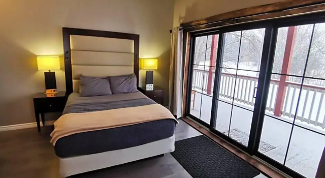 Двухместный номер Standard с балконом Stoco Lake Lodge