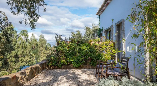 Люкс с видом на бассейн Herdade Quinta Natura Turismo Rural