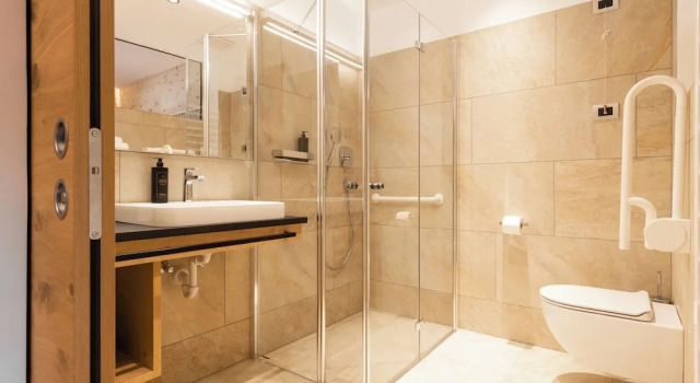 Одноместный номер Standard с балконом Cityhotel Goldener Adler B&B