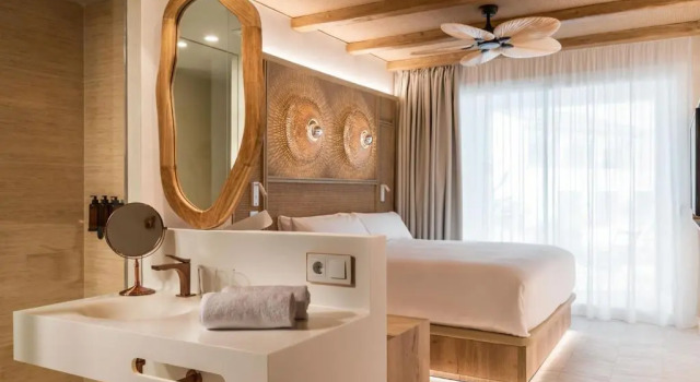 Двухместный номер с видом на бассейн Lago Resort Menorca
