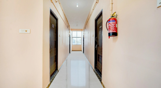 Hotel O Karanodai Formerly Sri Vari Rooms, Boek Hotel Cholavaram Tamil Nadu