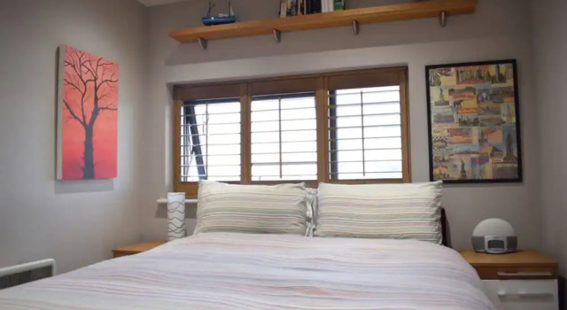 Stylish 2 Bedroom Apartment by Clapham Common, Varaa Huoneisto Asunnot kohteessa Merseyside, Huoneisto