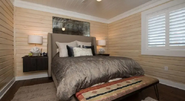 6West Beach Cottages