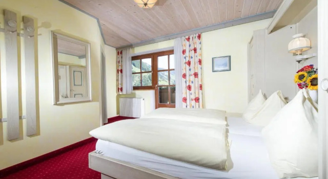 Семейный номер Standard с балконом Hotel Sonnhof