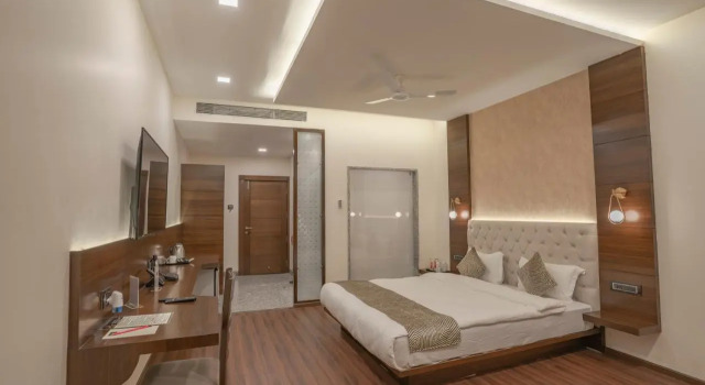 Hotel Stay Casa, Забронировать Отель Бхопал штат Мадхья-Прадеш, рядом с Железнодорожный вокзал Хабибгандж
