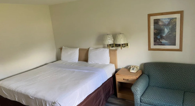 Номер Standard Plymouth Suites