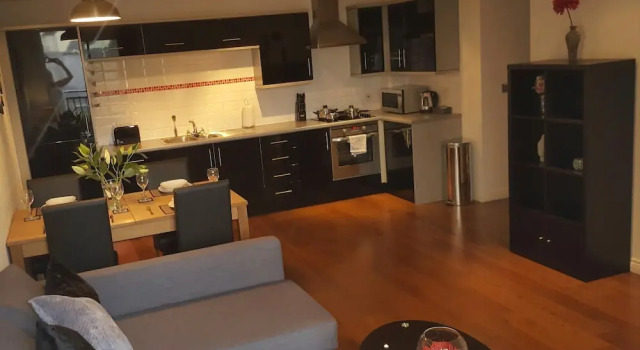 2-bedroom Apartment Riverside Wharf