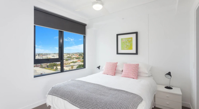 Keeping Cool on Connor - Executive 2BR Fortitude Valley apartment with pool and views, Забронировать Апартаменты/квартира Апартаменты Брисбна, рядом с Тиволи, Апартаменты/квартира