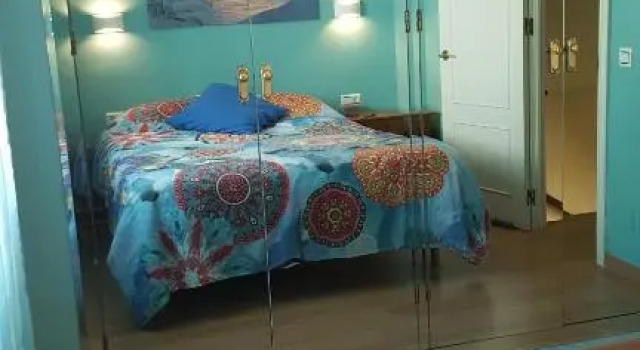 Chalet Adosado con Encanto -130 m2 y WiFi-, Забронировать Шале Торремолинос Коста-дель-Соль, рядом с Аквалэнд Торремолинос