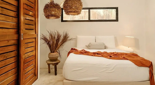 Awesome jungle villa with pool La Veleta