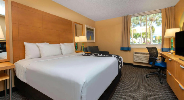 Двухместный номер La Quinta I-95 Deerfield Beach - Next to The Home Depot & Behind The Wawa