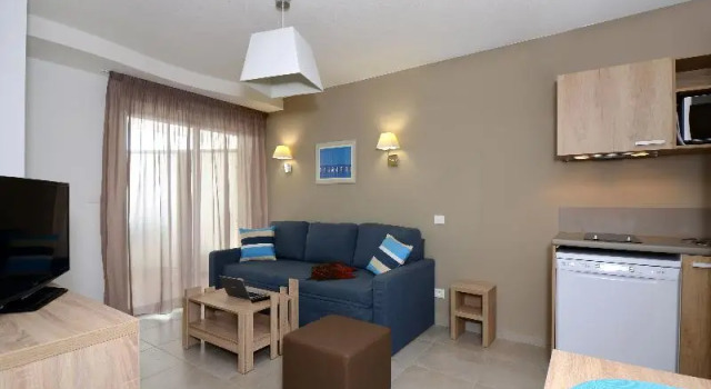 Апартаменты Comfort Résidence Odalys Le Lotus Blanc