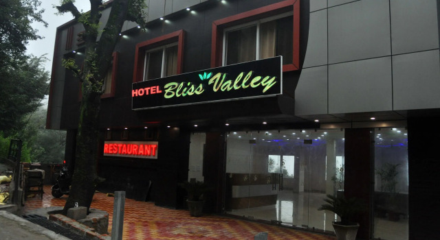 Hotel Bliss Valley, Забронировать Отель Отели штата Химачал-Прадеш с завтраком, Завтраки