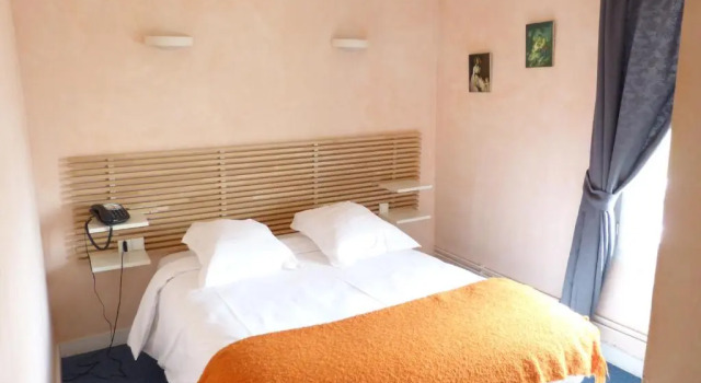 Номер Economy Logis hôtel Restaurant Le Faisan Dore