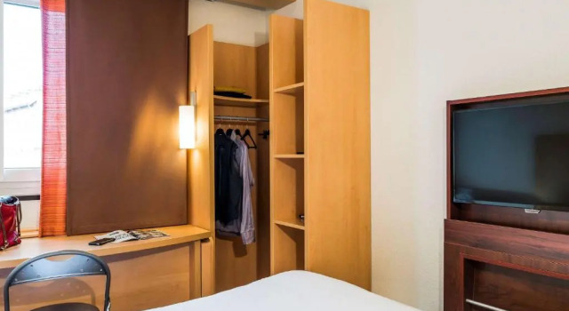 Трёхместный номер Standard ibis Paris Pont de Suresnes Longchamp