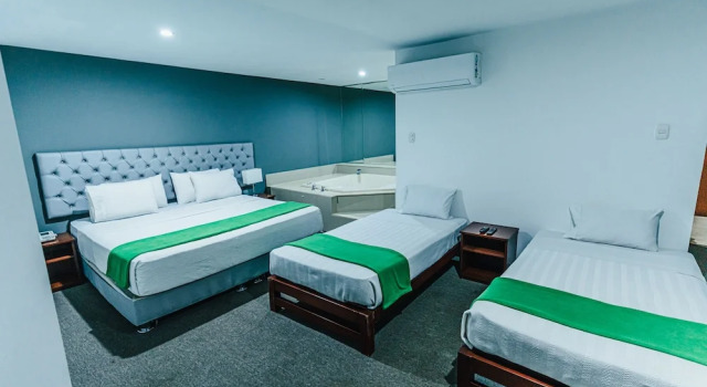 Четырёхместный номер Standard Hotel Hacienda Lima Norte