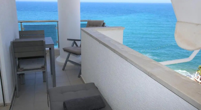 Апартаменты Superior c 1 комнатой с балконом и с видом на море White Residence Luxury Apartments