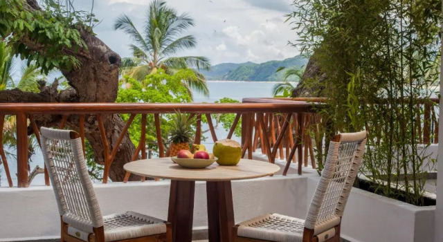 Полулюкс с балконом Ysuri Sayulita - Beachfront Hotel
