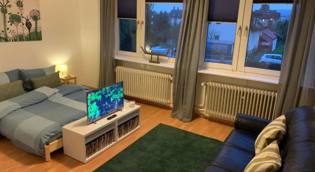 Haus am Stadtrand mit super Verbindung in die City, Забронировать Отель  