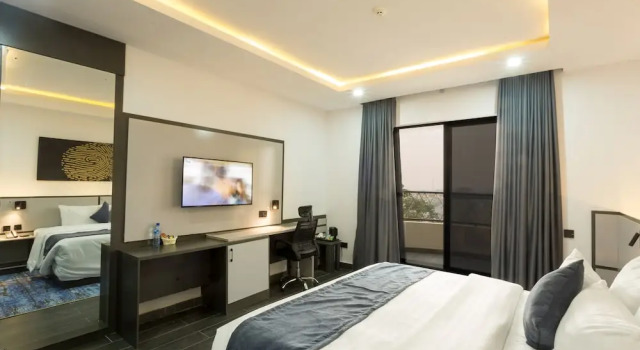 De Signature Tower Hotel & Suites, Prenota Hotel Hotel 4 stelle a Ibadan, 4*