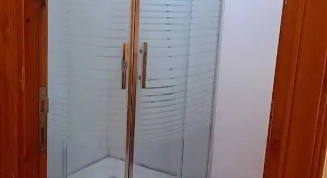 Rum Pillars Camp, Rezervați Hotel Hoteluri în Disah cu parcare, Parcare