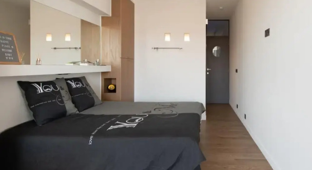 Апартаменты Apartment With Frontal sea View in Raversijde