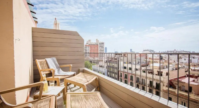 Апартаменты Central Penthouse with Terrace Placa Catalunya III
