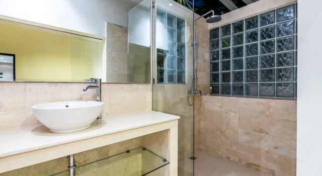 Вилла с 4 комнатами Anedda Mutiara Villa