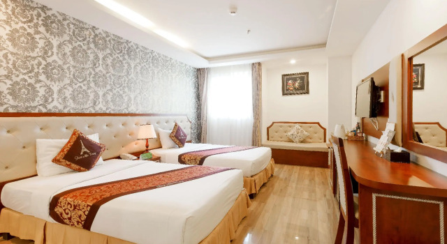 Двухместный номер Deluxe с видом на город Paris Luxury Hotel & Apartment Nha Trang