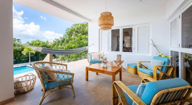 Вилла Deluxe Coral Estate Rentals