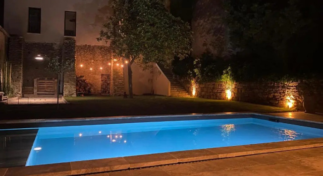 Вилла LS6-359 CASTEU Très belle Maison de maitre en plein cœur du village de Barbentane, proche d'Avignon, 12 couchages