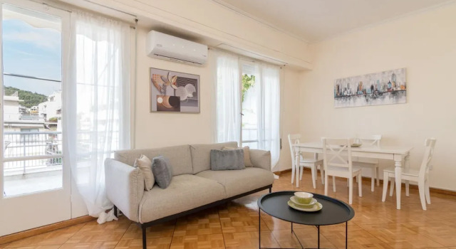 Апартаменты Luxury с балконом Phaedrus Living: City Center Flat Michalakopoulou
