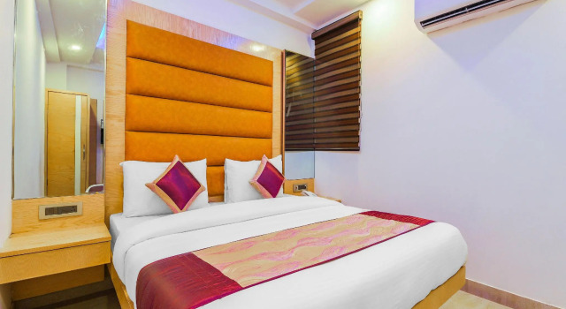 Capital O 16131 Mohit Guest House
