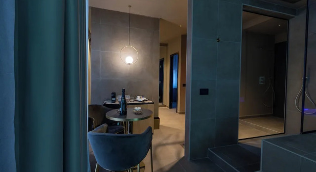 Номер Superior с балконом GOLD SUITE&SPA