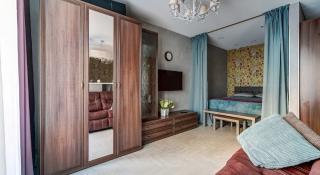 Отель Home Spb, Забронировать Апартаменты/квартира Отели Санкт-Петербурга с парковкой, рядом с Банкетный Зал Юбилей, Парковка