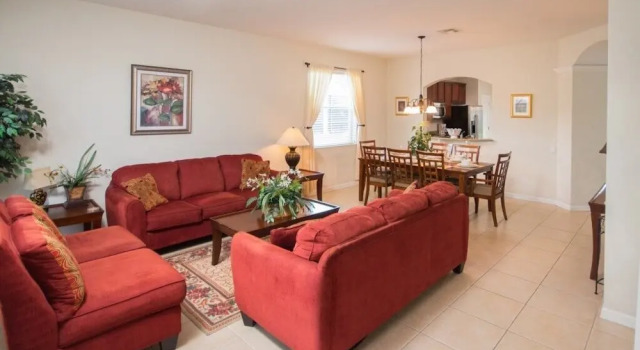 Magical Windsor Hills 6 Bedroom Home