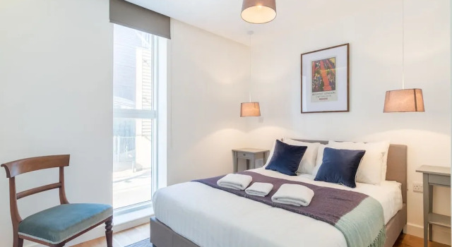 New Stylish 2 Bedroom Flat With Balcony Shoreditch, Забронировать Отель Отели Англии 3 звезды, 3*
