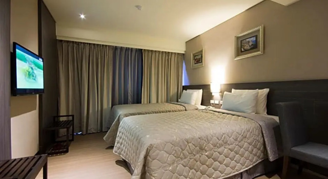 Номер Standard Royal Guest Hotel
