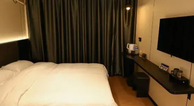 Longquan Hotel, Book Hotel Linfen Shanxi
