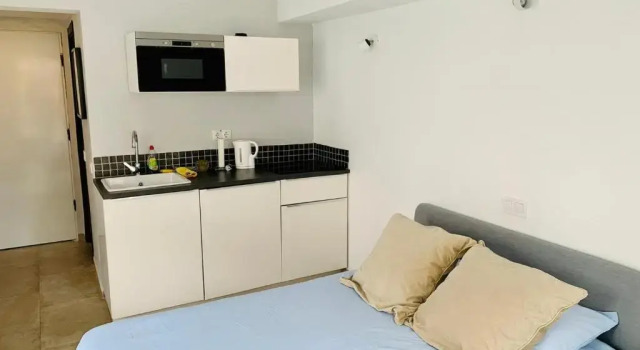 Апартаменты Begonia City Center Apartment 230