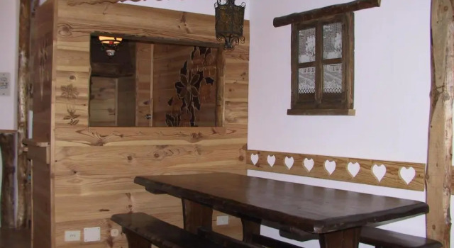 Апартаменты Cromotherapy Apartment