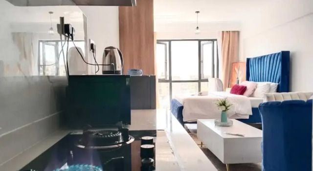 Comfort Homestay Kilimani, Забронировать Апартаменты/квартира Отели Найроби Каунти с парковкой, рядом с Торговый центр Yaya Centre, Парковка