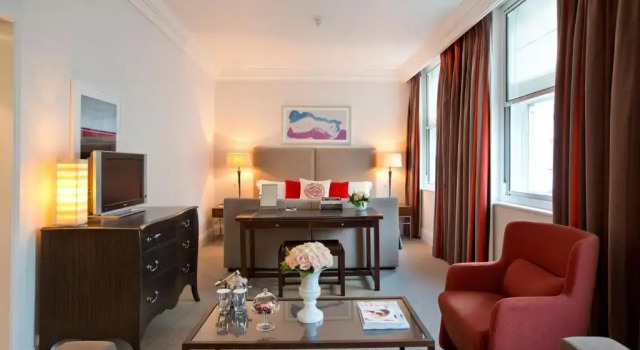 Двухместный номер Deluxe Browns Hotel, a Rocco Forte Hotel