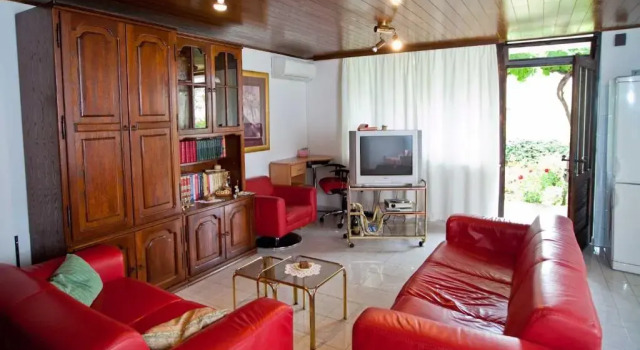Apartment Kastelet, Prenota Appartamento Splitska 