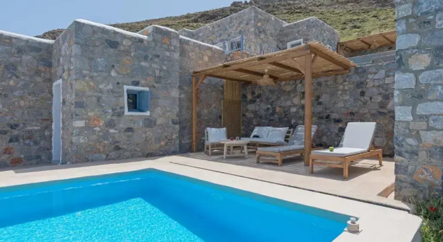 Полулюкс Nisides Suites