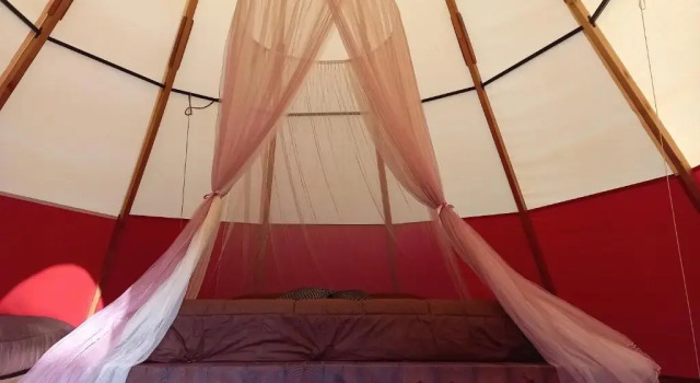 Тент BIOSFERA LODGE GLAMPING tipi 2 personas
