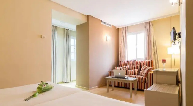 Трёхместный номер Standard Hotel Platería